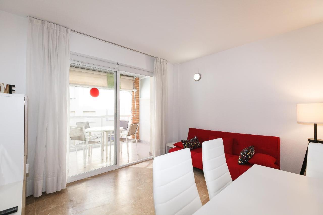 Uhc Center Apartments サロウ エクステリア 写真