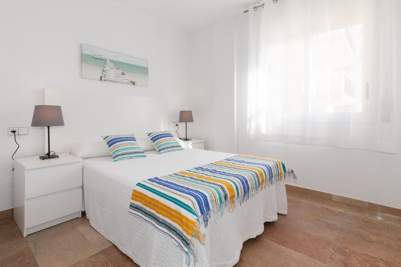 Uhc Center Apartments サロウ エクステリア 写真